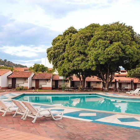 Hotel Faranda Bolivar Cucuta, A Member Of Radisson Individuals Exterior photo