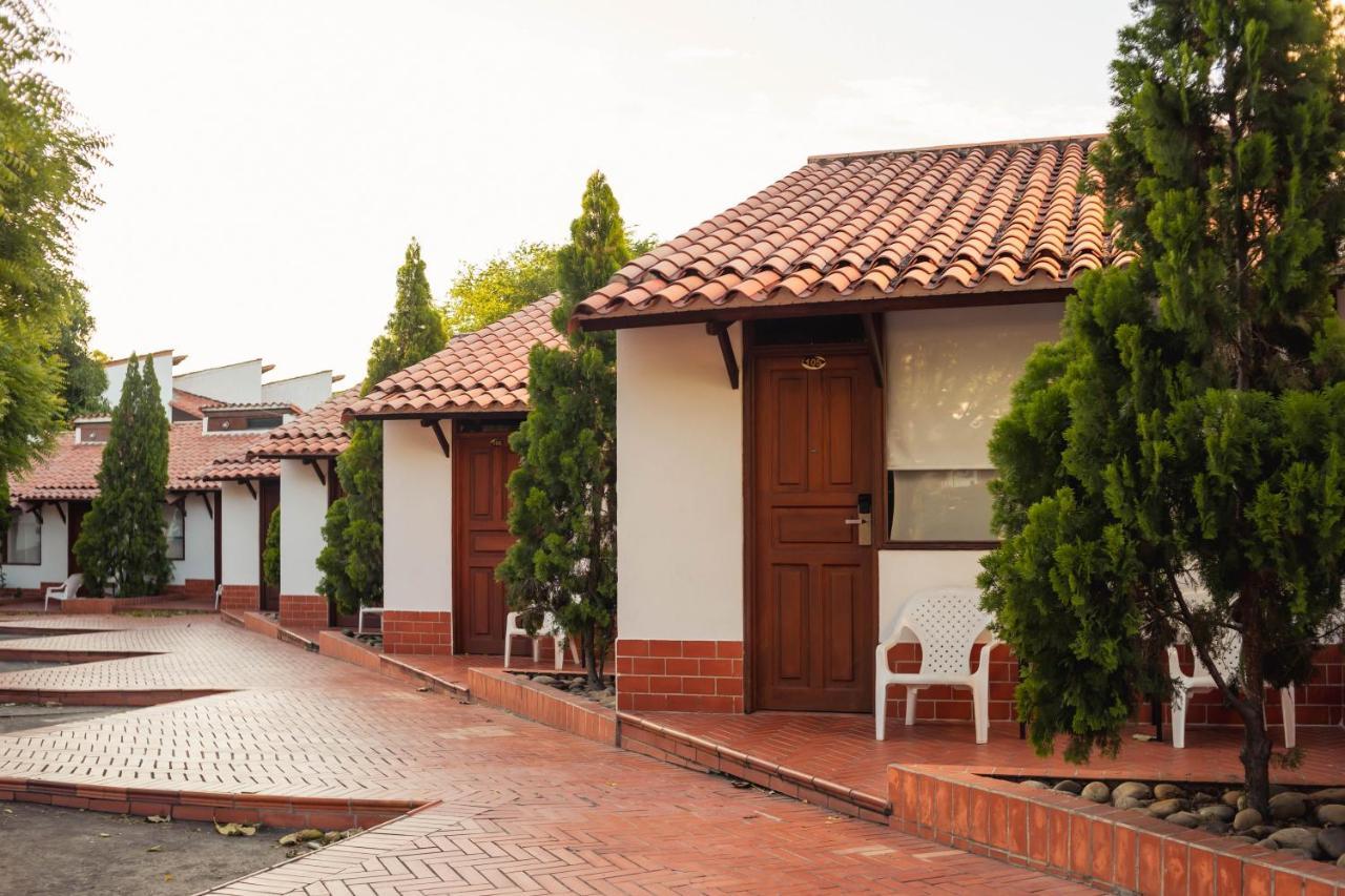 Hotel Faranda Bolivar Cucuta, A Member Of Radisson Individuals Exterior photo